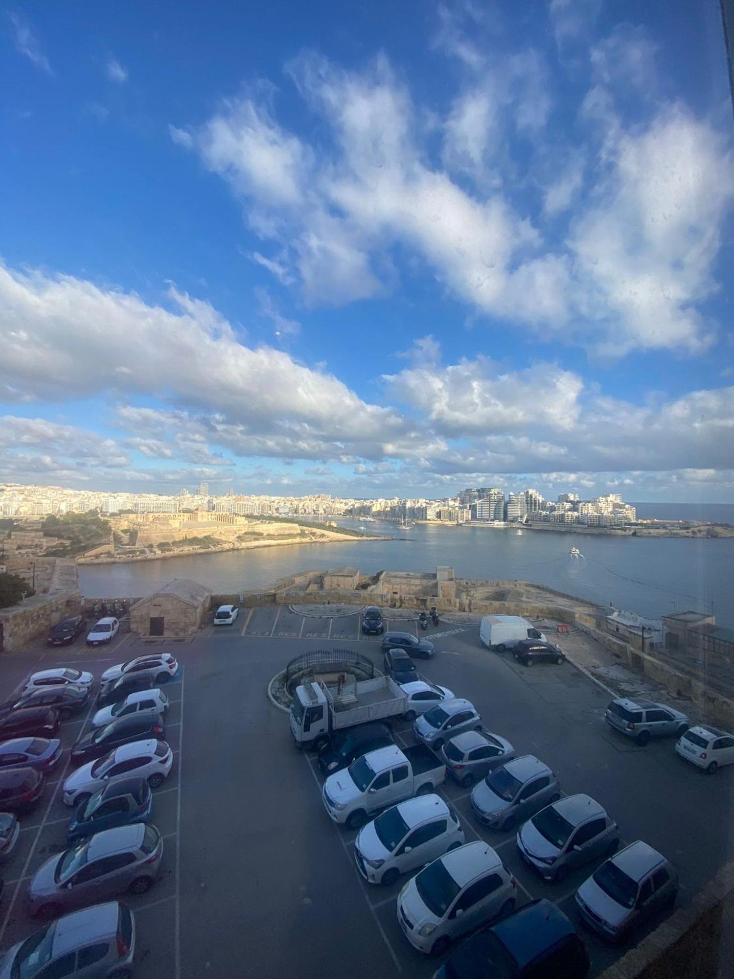 Seaview Valletta Apartment ภายนอก รูปภาพ